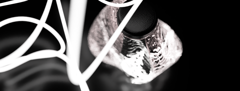 Praca domowa. Projekt butelki - rendery z oświetleniem - kurs 3D (30.08)